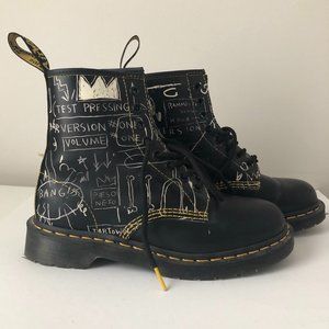 1460 Lace-Up Basquiat Dr. Martens Boots (Rare)